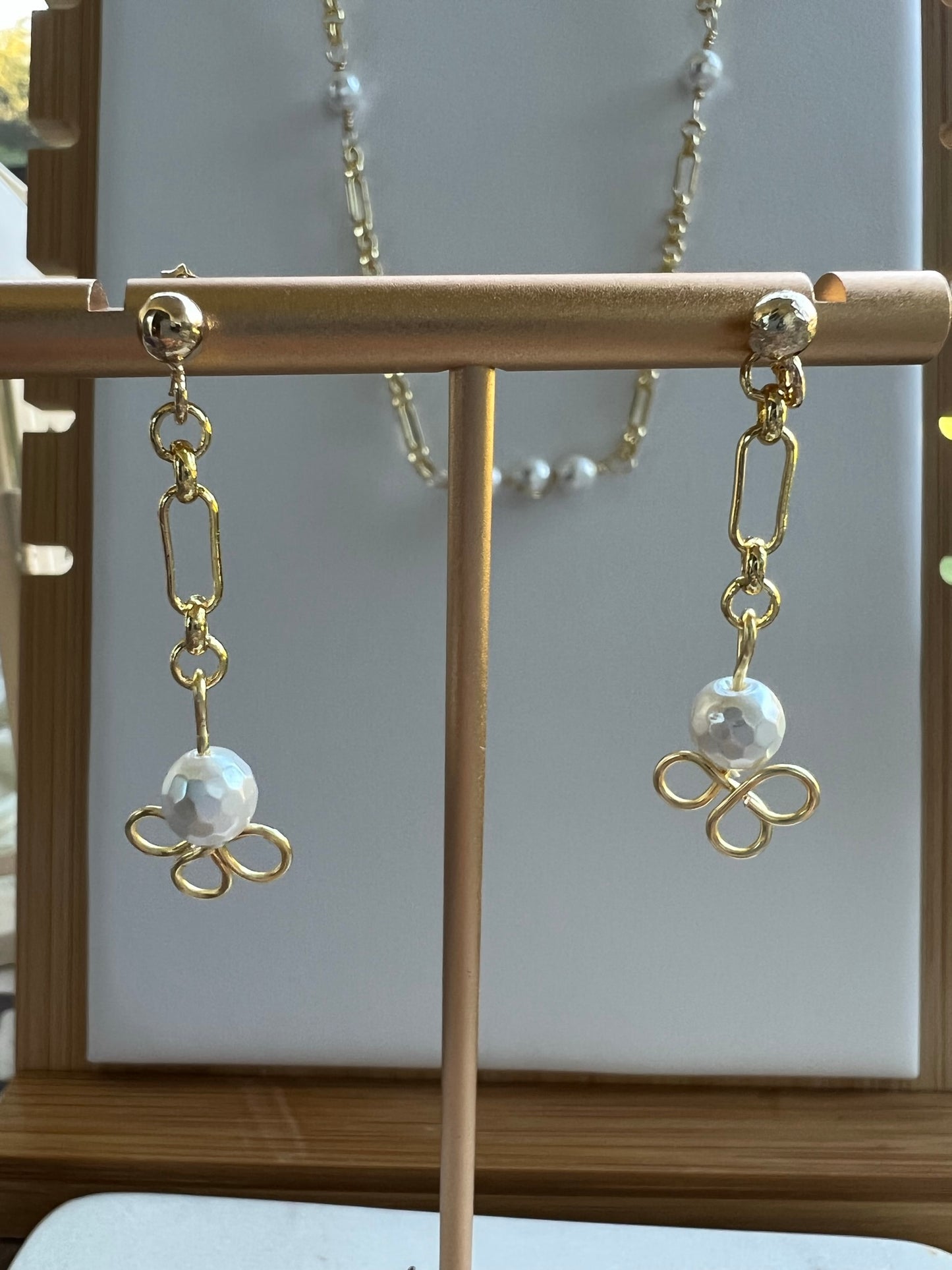 Pearl necklace and earrings